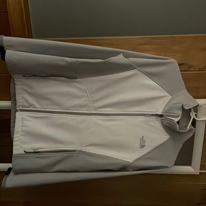 Women’s NorthFace jacket